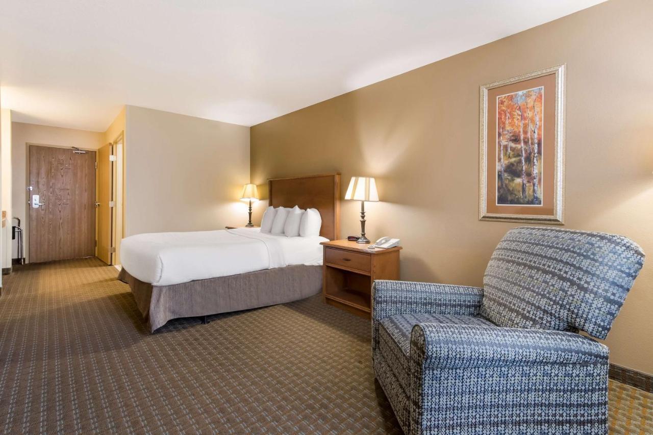 Best Western Empire Towers Sioux Falls Exterior foto