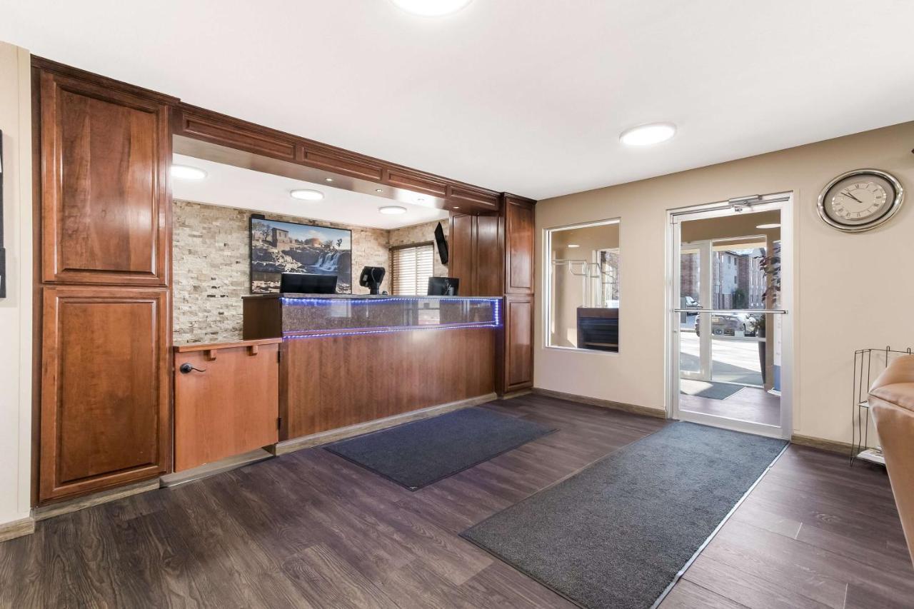 Best Western Empire Towers Sioux Falls Exterior foto