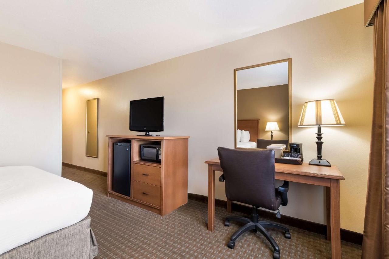 Best Western Empire Towers Sioux Falls Exterior foto